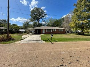 409 Jackson St, Tylertown, MS 39667