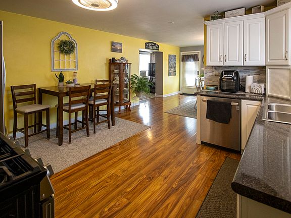 5th image of 3223 W 12th St