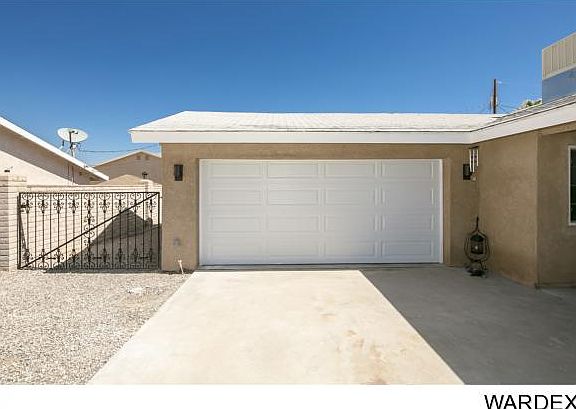 3rd image of 2521 Sunchief Ln
