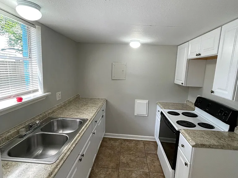 Bridge City Apartments — Photo 11