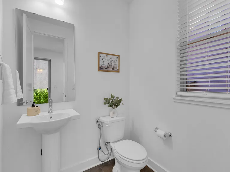 13511 SE 68th Pl — Photo 11