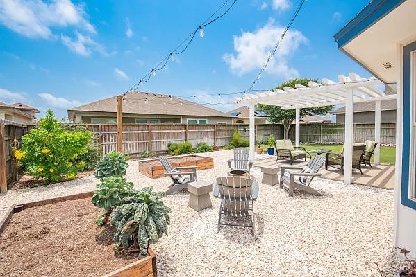 14958 Aquarius St — Photo 23