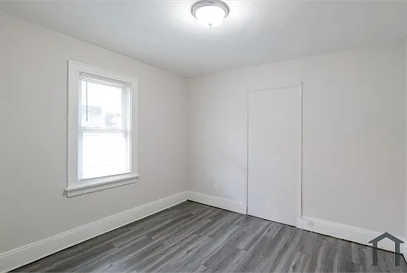 902 Cole Ave — Photo 8
