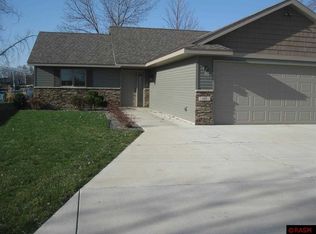 105 Willow Point Dr, Elysian, MN 56028