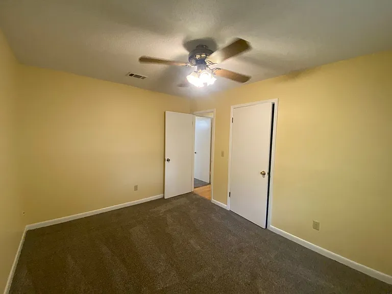 3235 Auburn Pkwy — Photo 26