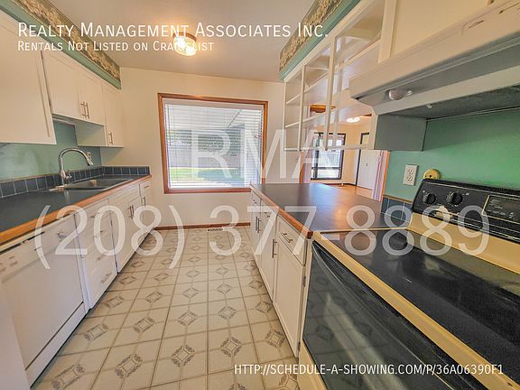 4th image of 1721 W Bedford Dr