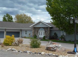 9195 Abby Rd, Pocatello, ID 83204