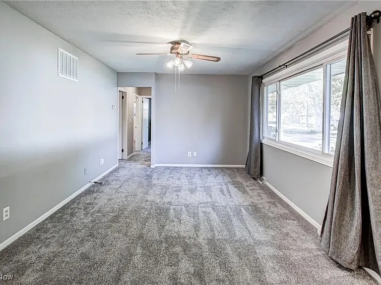 7660 Holly Dr — Photo 5