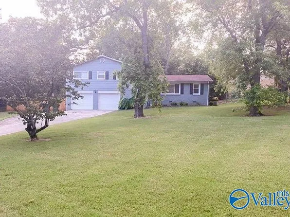 4624 Daugette Dr NW, Huntsville, AL 35816