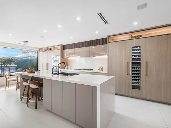 5326 Boca Marina Circle N, Boca Raton, FL 33487