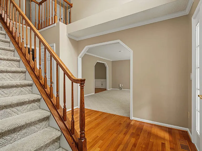 106 Dilworth Ct — Photo 9