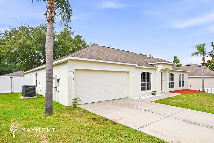 3 bed, 2.0 bath, 2156 sqft, $2,275 — Photo 2