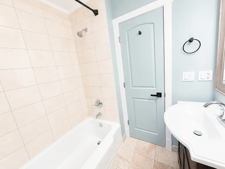 5342 S Fairfield Ave #1F — Photo 13