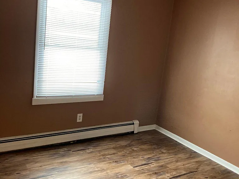 164 Comet St #5 — Photo 13