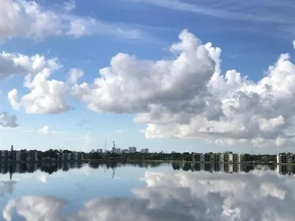 112 Lake Emerald Drive #202, Oakland Park, FL 33309