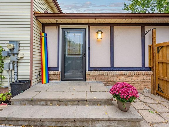 5th image of 2324 Coldstream Dr