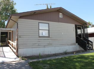 206 4th Ave N, Fairfield, MT 59436