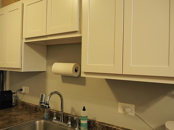 5th image of 357 S Harvey Ave #1