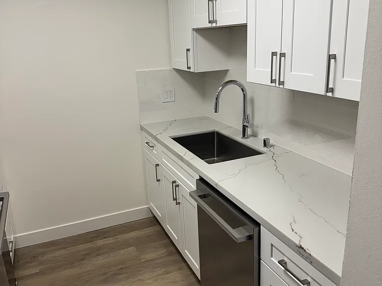 1515 The Glens Apartments — Photo 45