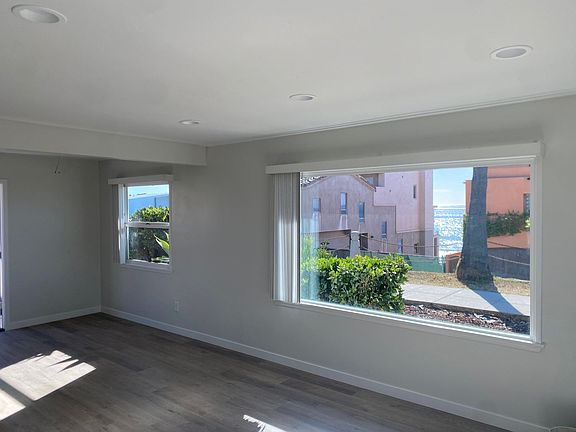4th image of 1702 S Pacific St #1-7