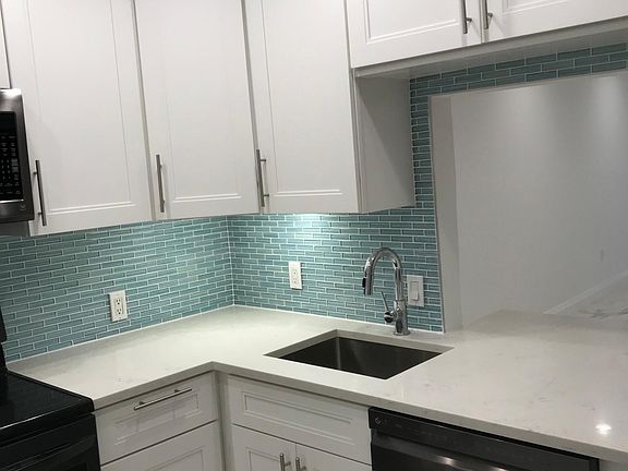 4th image of 8851 N New River Canal Rd #23