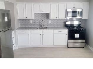 2019 Barry Rd, Dundalk, MD 21222