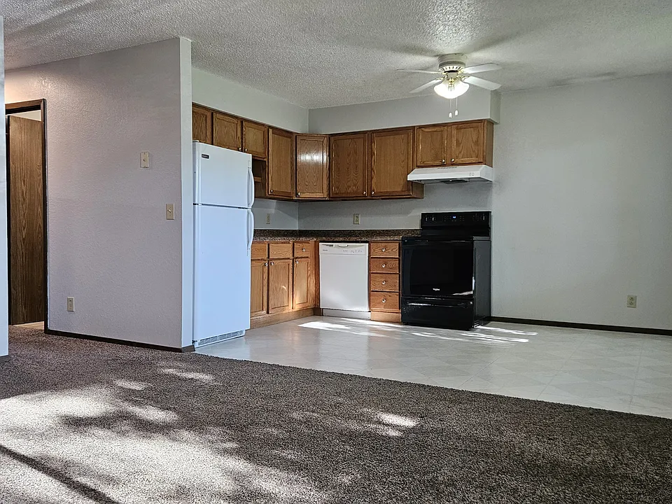 2865 Springreen Dr #4