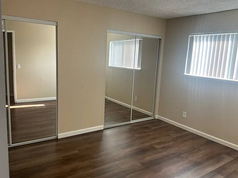 Richfield Park Apartments — Photo 6