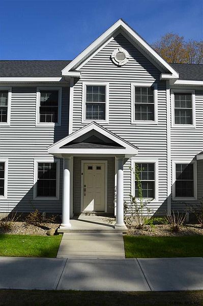 2nd image of 316 BALLSTON Avenue #B
