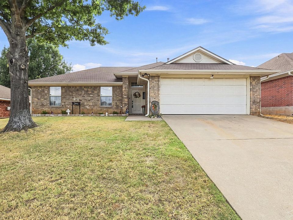 1st image of 3411 Dana Ln