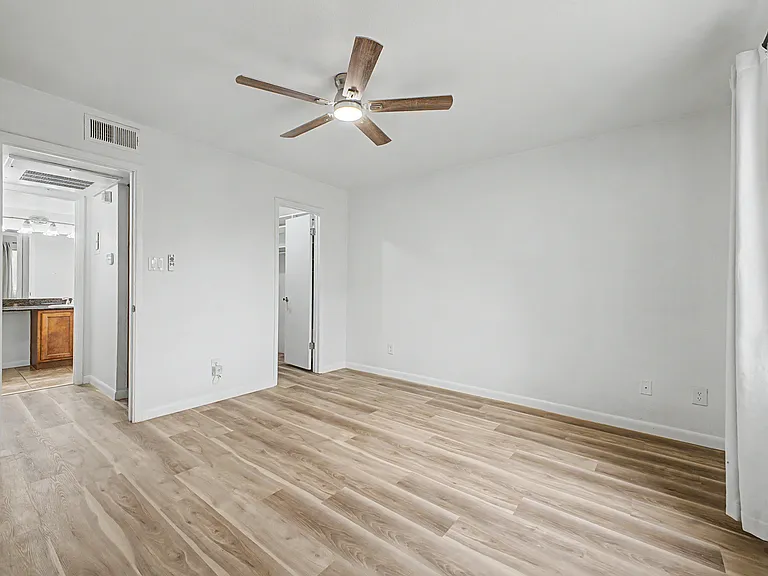 5995 N 78th St #2012 — Photo 22