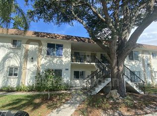 2828 Clinton St S #2, Saint Petersburg, FL 33707
