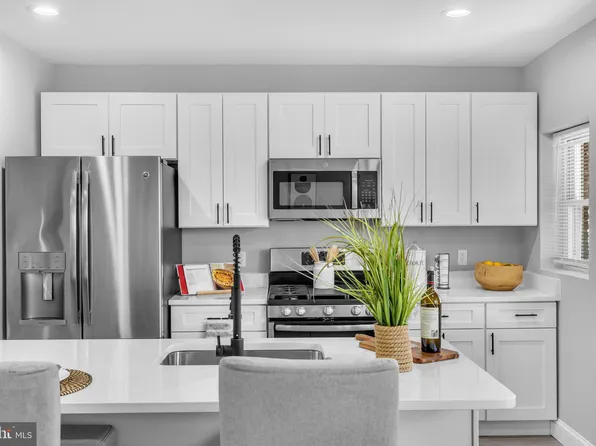 4527 Northwood Dr, Baltimore, MD 21239