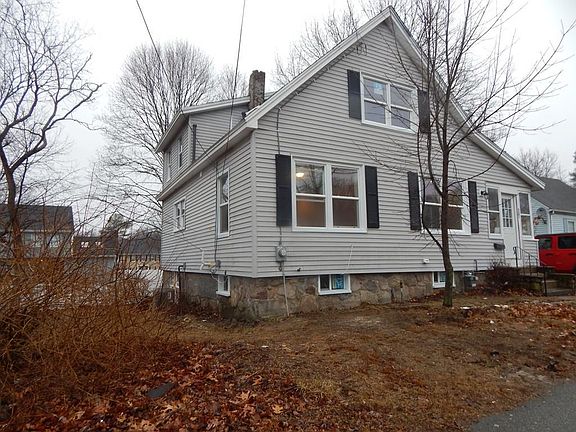 2nd image of 301 Summer St