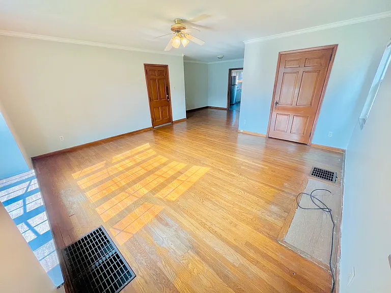 1676 Westwood Ave #A — Photo 3