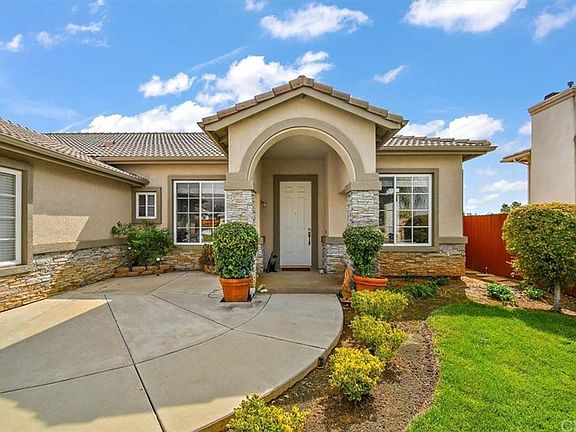 4th image of 36261 Canyon Terrace Dr