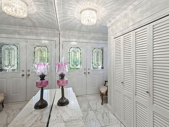 4th image of 109 Princess Margaret Blvd