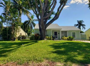 9189 Carma Dr, Boynton Beach, FL 33472