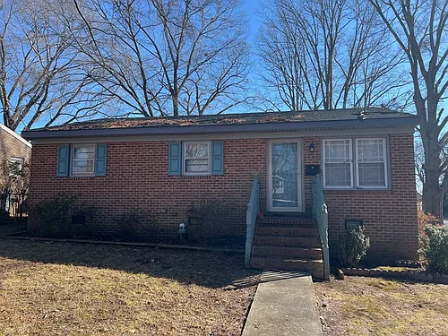 1028 Cleveland St Photo 1