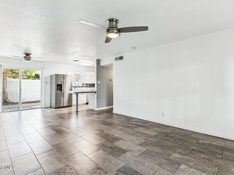 502 E Roanoke Ave #3 — Photo 5