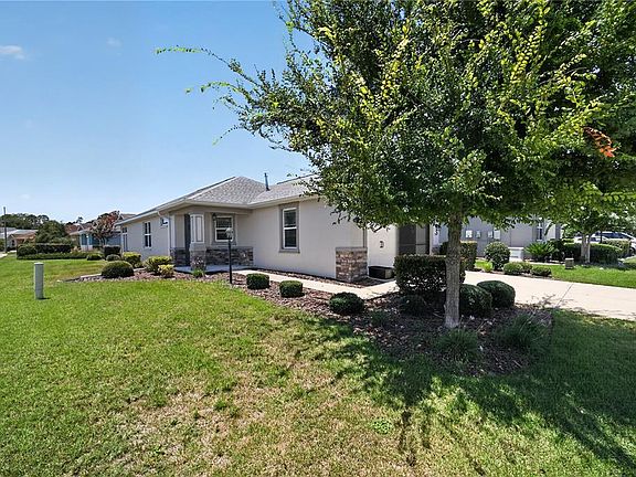 3rd image of 9440 SW 98th Ter