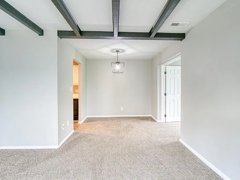 1675 Cedarwood Dr #B — Photo 10