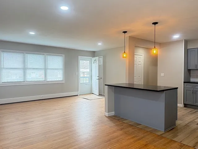227 Whalesback Rd — Photo 8