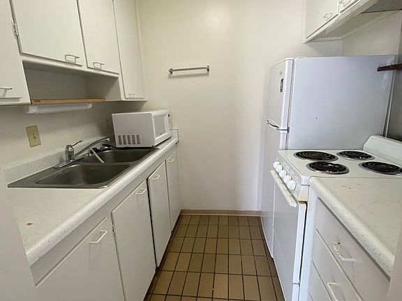 5th image of 700 S 17th St #12