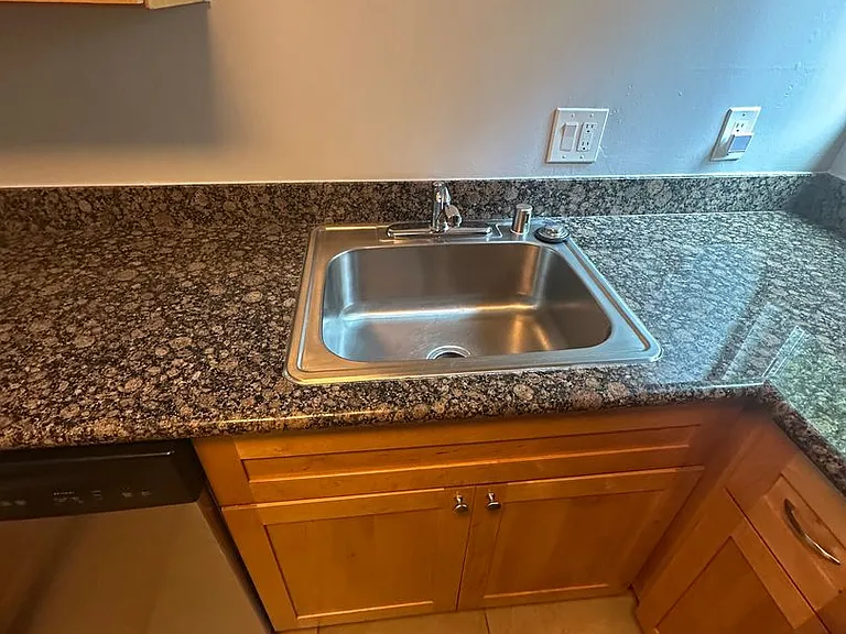 250 Palo Alto Ave — Photo 33