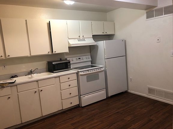3rd image of 1851 Westview Cir APT 53