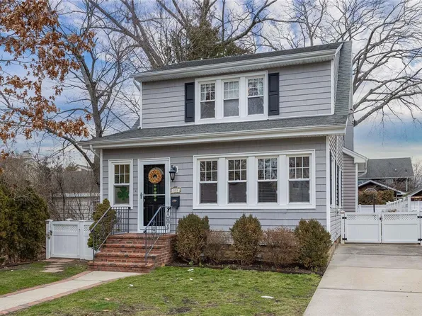 103 Marvin Avenue, Rockville Centre, NY 11570