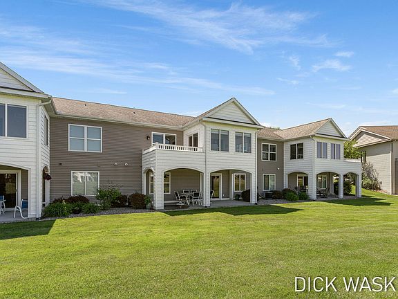 3rd image of 1276 Prestwick Dr