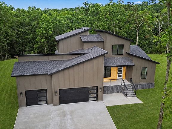 2nd image of 48 Cargill Dr