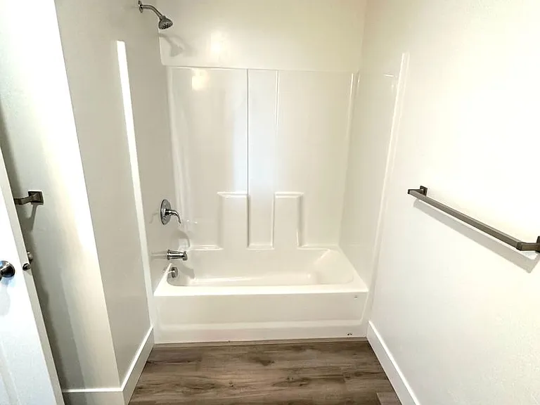 5938 N Freedom Rd — Photo 18